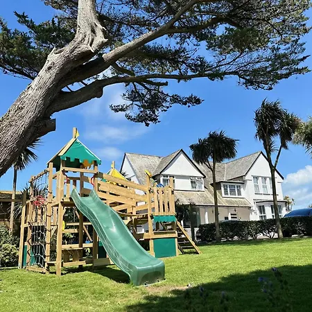 Pine Newquay (Cornwall)