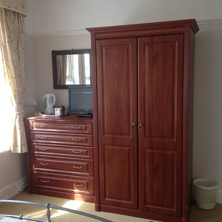 Pine Guest house Newquay (Cornwall)